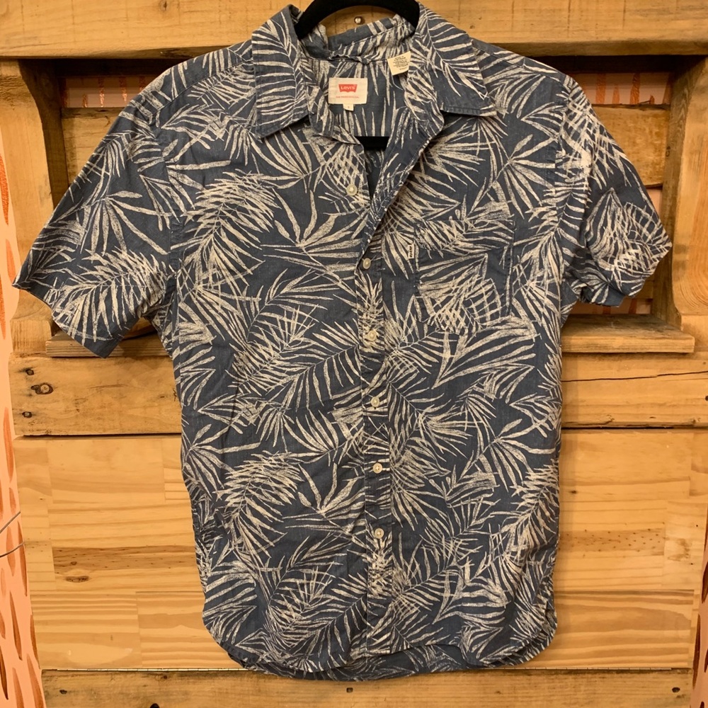 Hawaiian shirt
